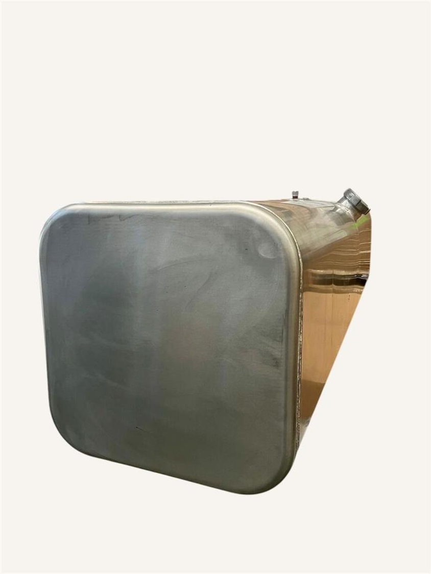 TANQUE DE COMBUSTIBLE 100GL DERECHO